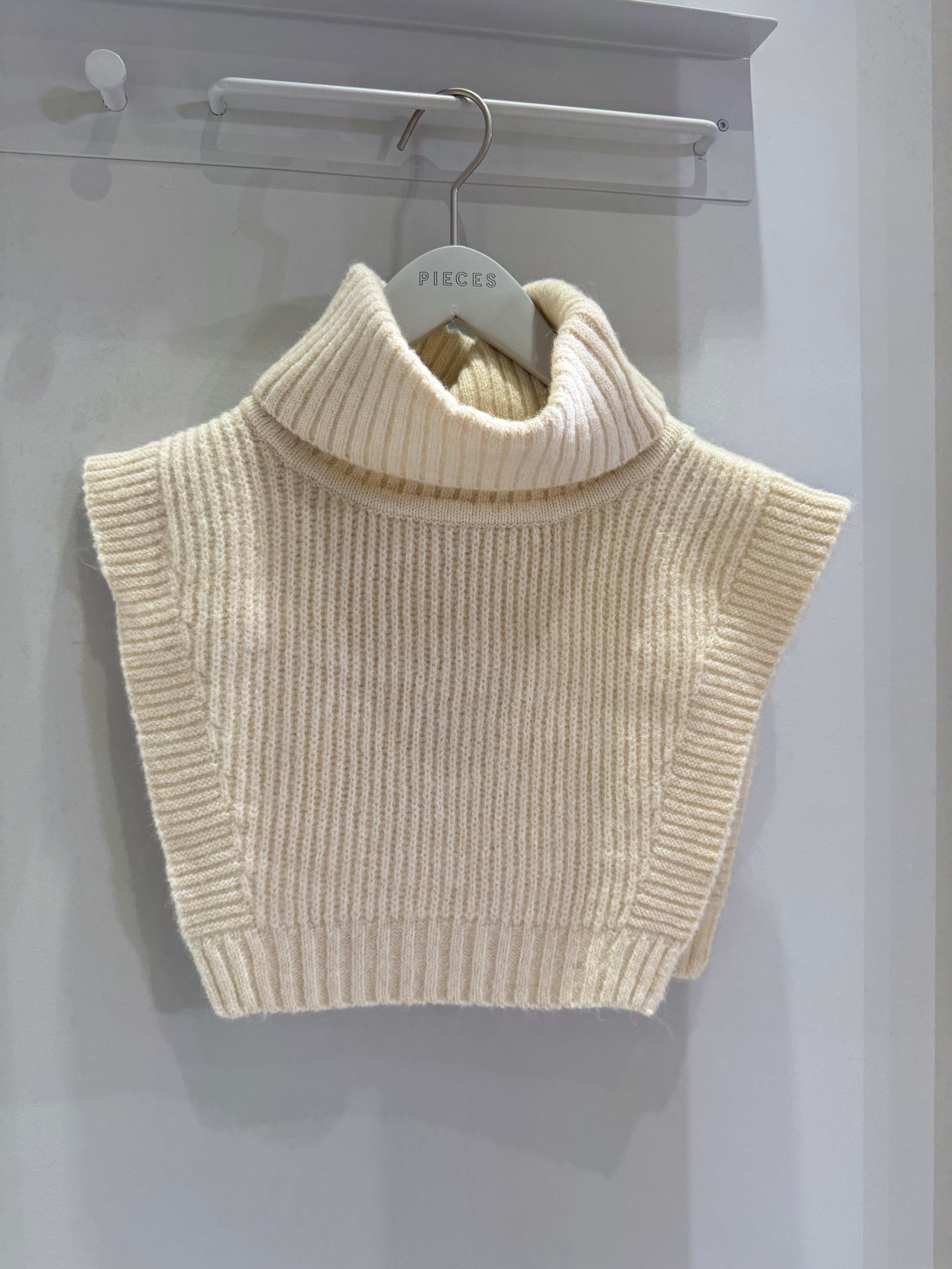 PCNATRINE Scarf - Whitecap Gray